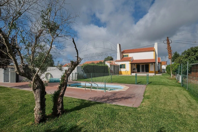 Moradia T4 para Venda em São Martinho Foto 34