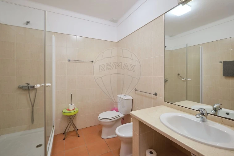 Moradia T4 para Venda em São Martinho Foto 31