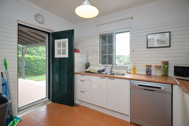 Moradia T4 para Venda em São Martinho Foto 17