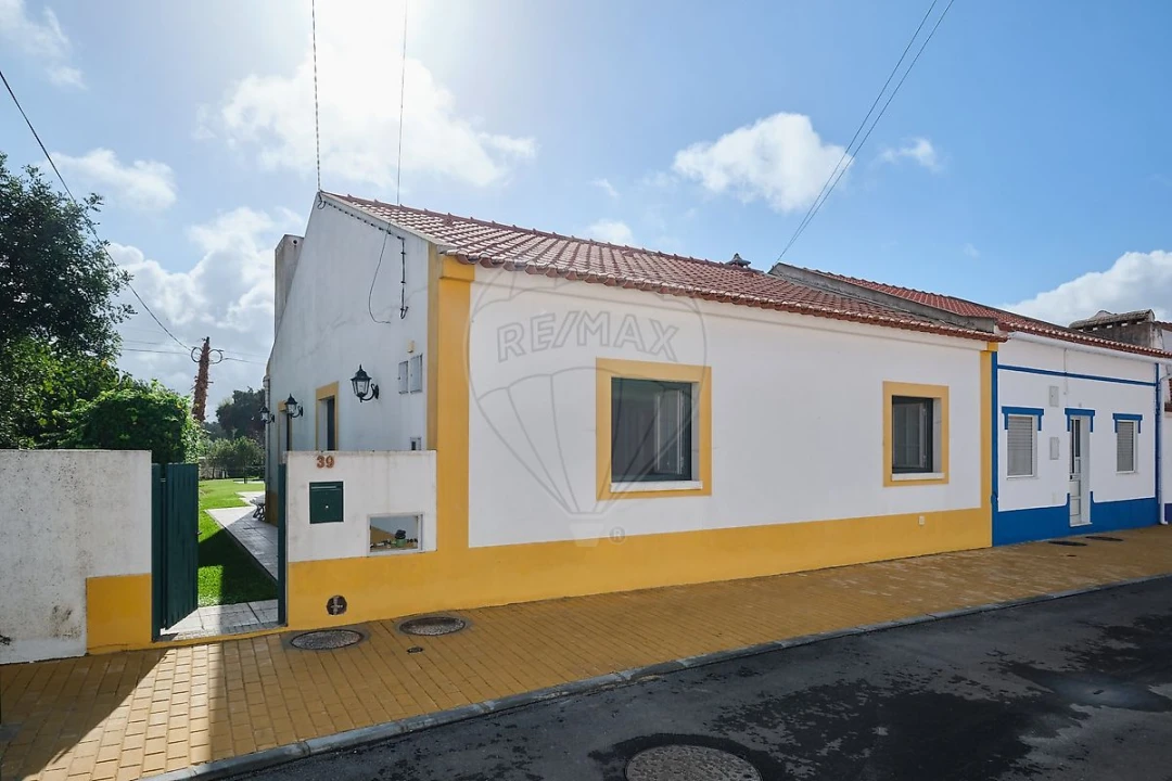 Moradia T4 para Venda em São Martinho Foto 2