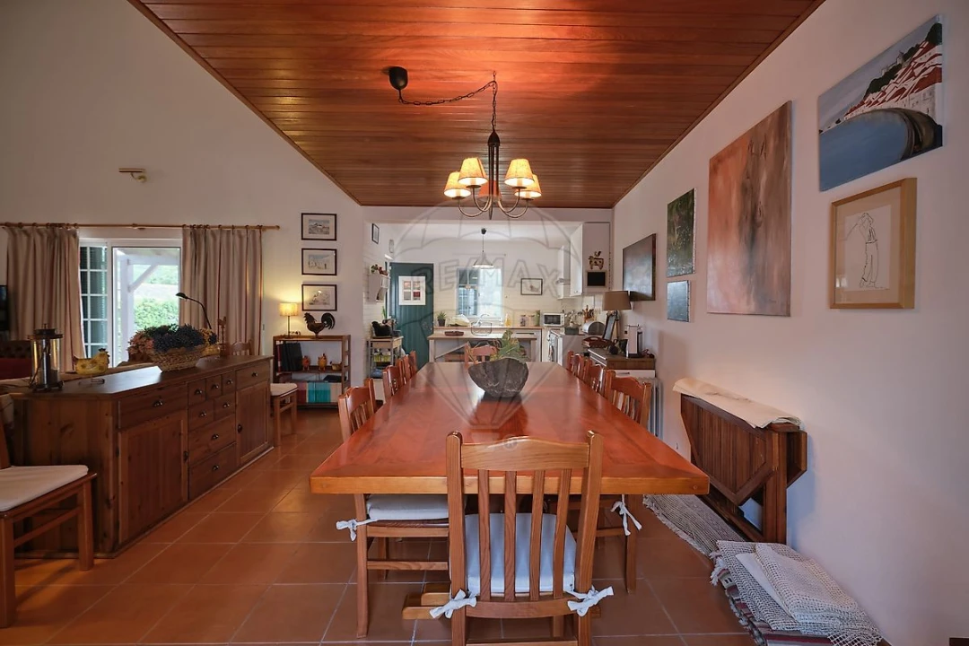 Moradia T4 para Venda em São Martinho Foto 5