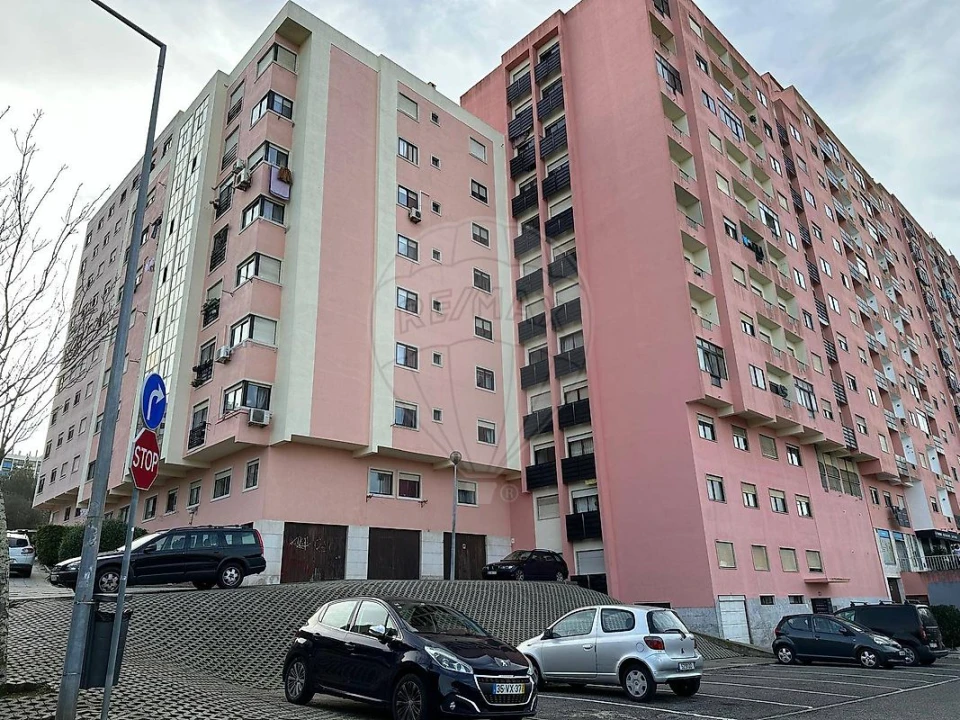 Apartamento T2 para Venda em Cacém e São Marcos Foto 3