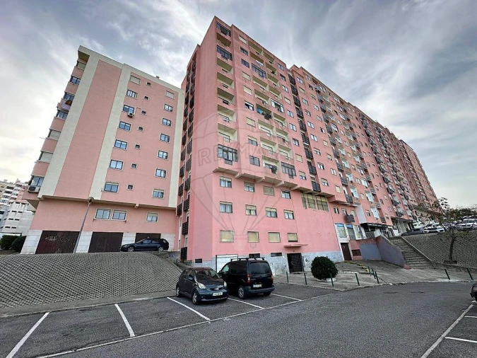 Apartamento T2 para Venda em Cacém e São Marcos Foto 2