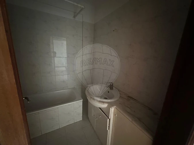 Apartamento T2 para Venda em Cacém e São Marcos Foto 7