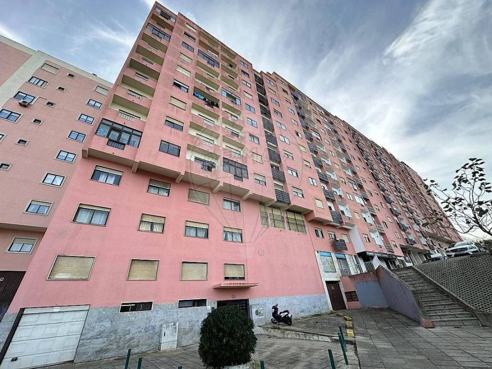 Apartamento T2 para Venda em Cacém e São Marcos Foto 5