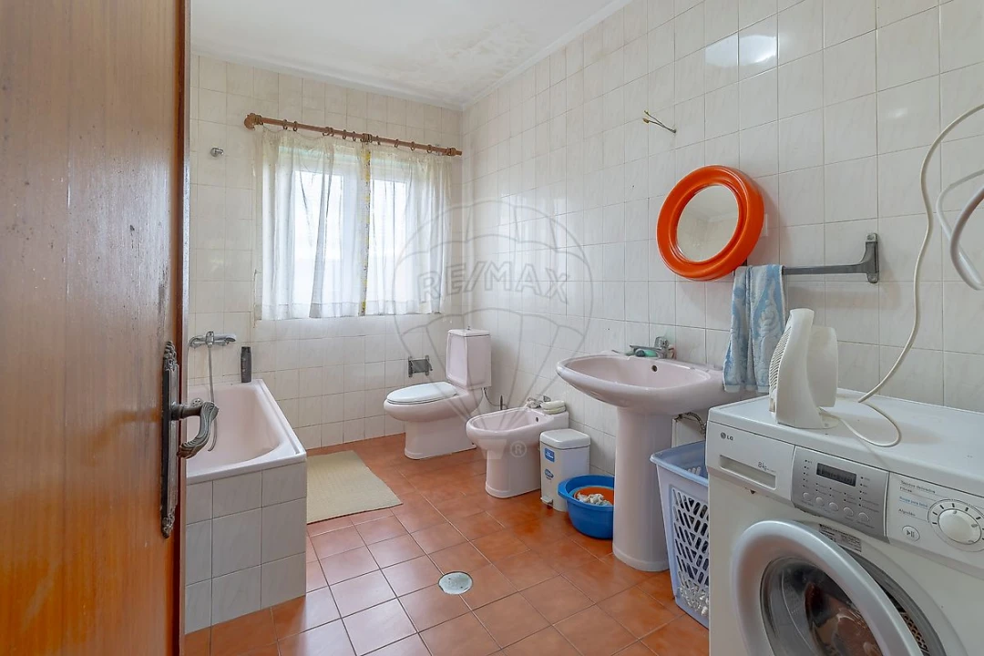 Moradia T4 para Venda em Canedo, Vale e Vila Maior Foto 16