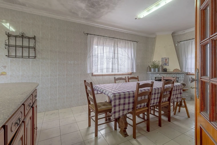 Moradia T4 para Venda em Canedo, Vale e Vila Maior Foto 9