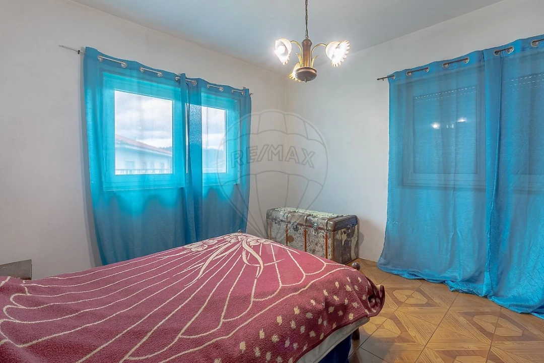 Moradia T4 para Venda em Canedo, Vale e Vila Maior Foto 15