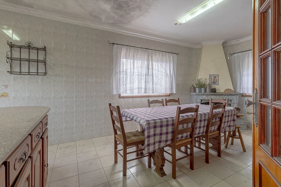 Moradia T4 para Venda em Canedo, Vale e Vila Maior Foto 9