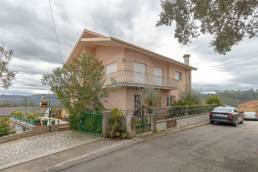 Moradia T4 para Venda em Canedo, Vale e Vila Maior Foto 3