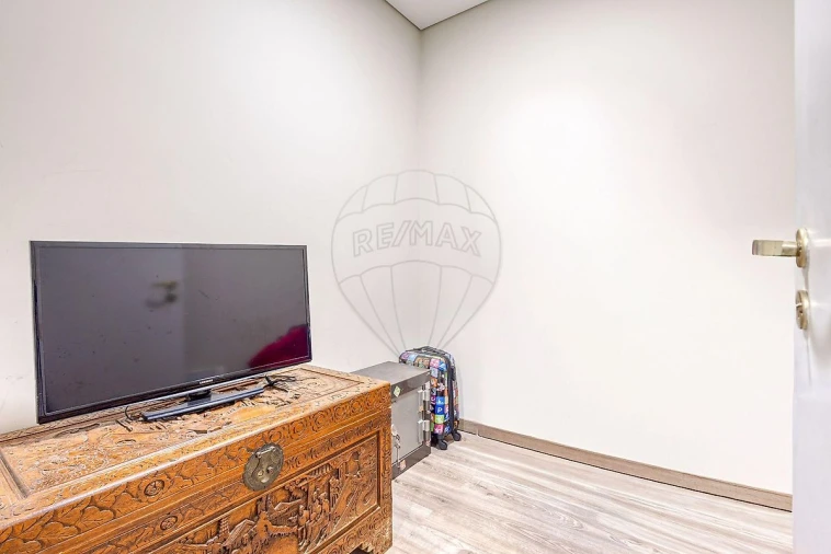 Apartamento T2 para Venda em Canelas Foto 10