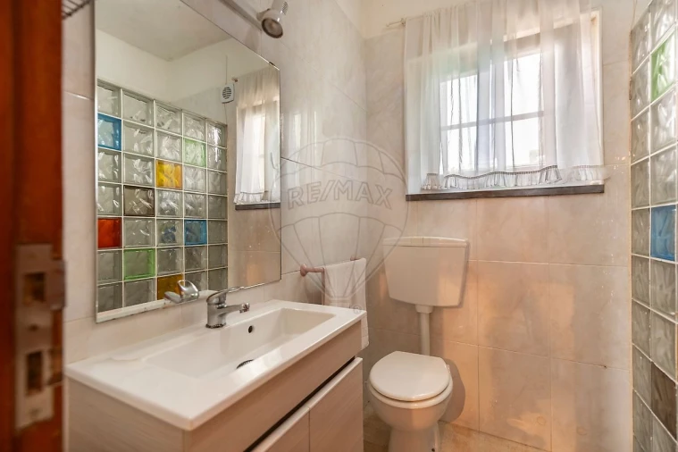 Moradia T4 para Venda em A dos Cunhados e Maceira Foto 12