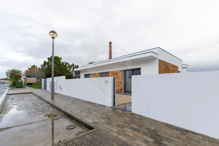 Moradia T3 para Venda em Ramalhal Foto 2