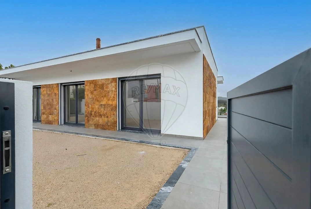 Moradia T3 para Venda em Ramalhal Foto 35