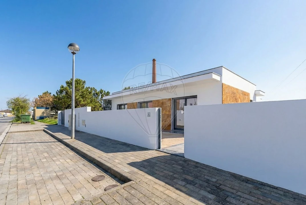 Moradia T3 para Venda em Ramalhal Foto 37