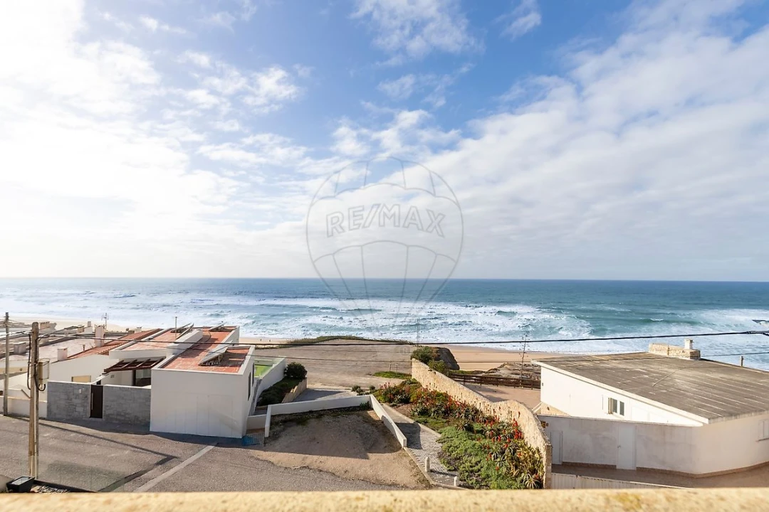 Moradia T4 para Venda em A dos Cunhados e Maceira Foto 2