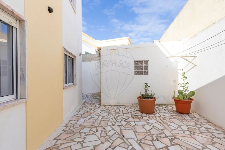 Moradia T4 para Venda em A dos Cunhados e Maceira Foto 30