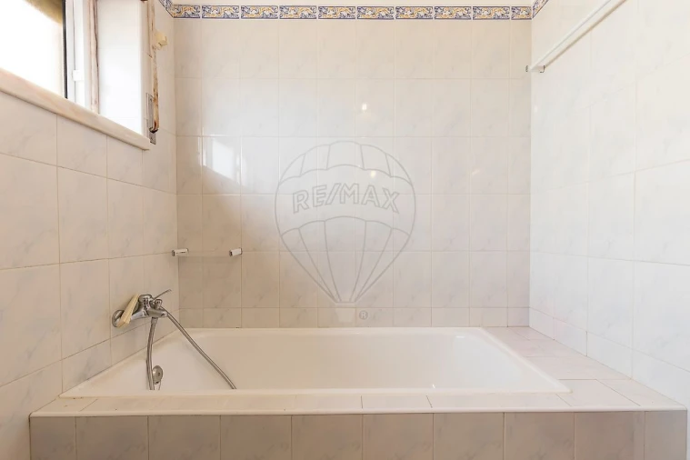 Moradia T4 para Venda em A dos Cunhados e Maceira Foto 20