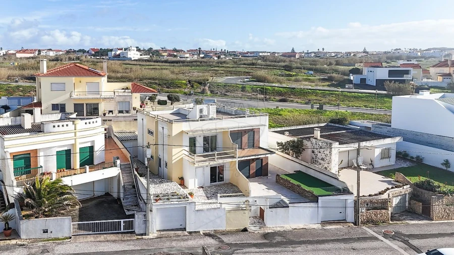 Moradia T4 para Venda em A dos Cunhados e Maceira Foto 42