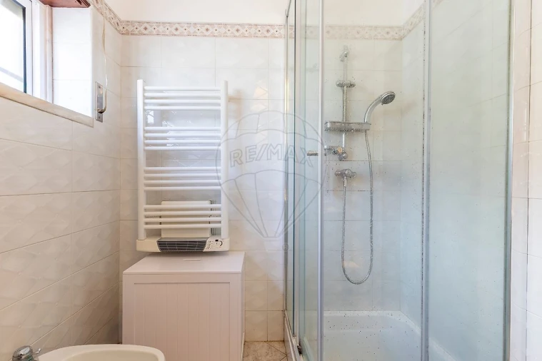 Moradia T4 para Venda em A dos Cunhados e Maceira Foto 26