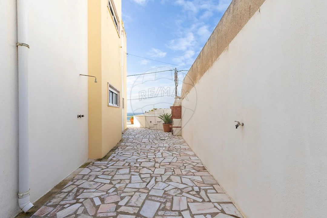 Moradia T4 para Venda em A dos Cunhados e Maceira Foto 32