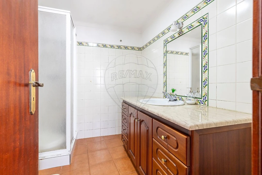 Moradia T3 para Venda em Aldeia Galega da Merceana e Aldeia Gavinha Foto 10