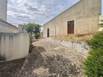 Moradia T3 para Venda em Sapataria