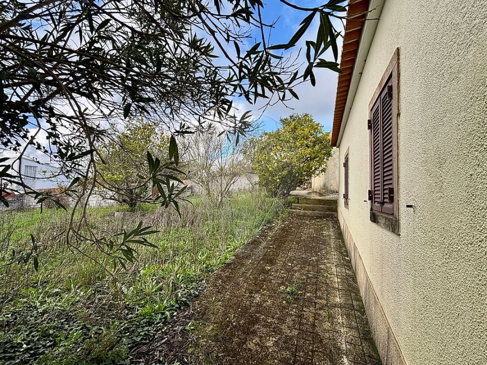 Moradia T3 para Venda em Sapataria Foto 9