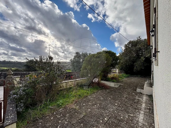 Moradia T3 para Venda em Sapataria Foto 12