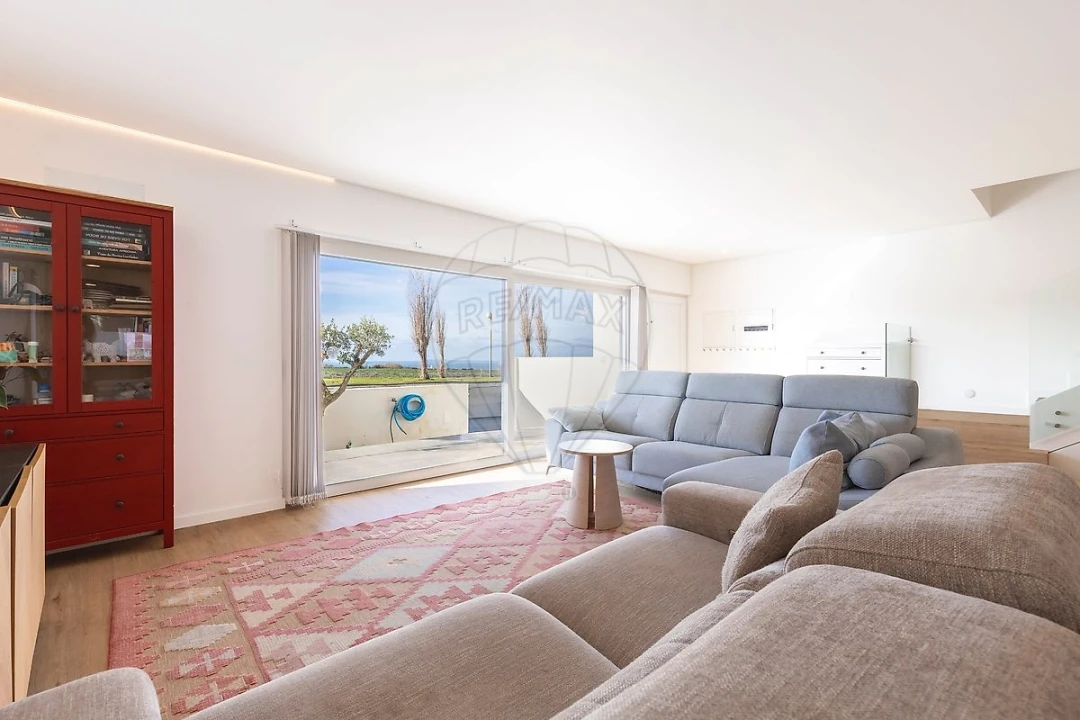 Moradia T4 para Venda em Atouguia da Baleia Foto 11