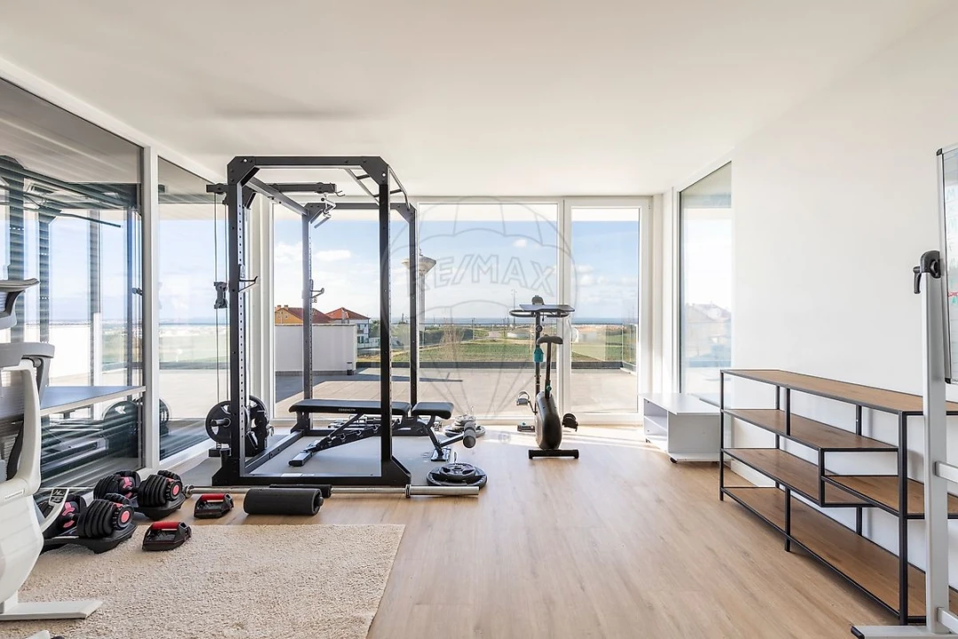 Moradia T4 para Venda em Atouguia da Baleia Foto 38