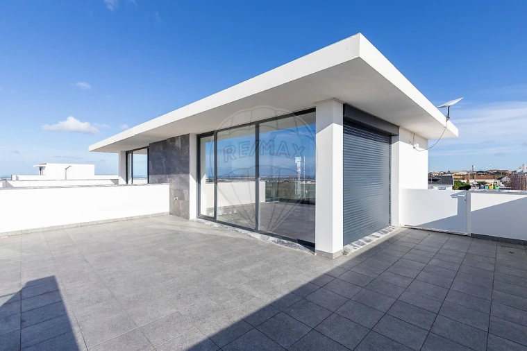 Moradia T4 para Venda em Atouguia da Baleia Foto 42