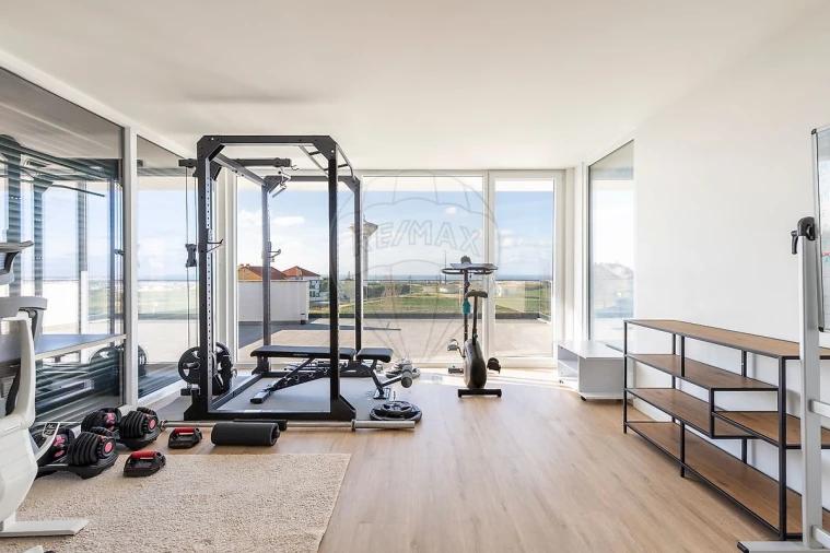 Moradia T4 para Venda em Atouguia da Baleia Foto 38