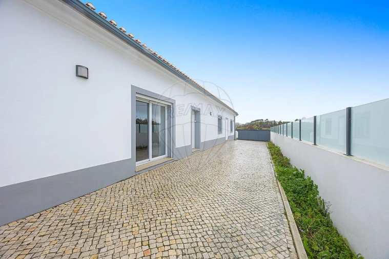 Moradia T3 para Venda em Ramalhal Foto 23