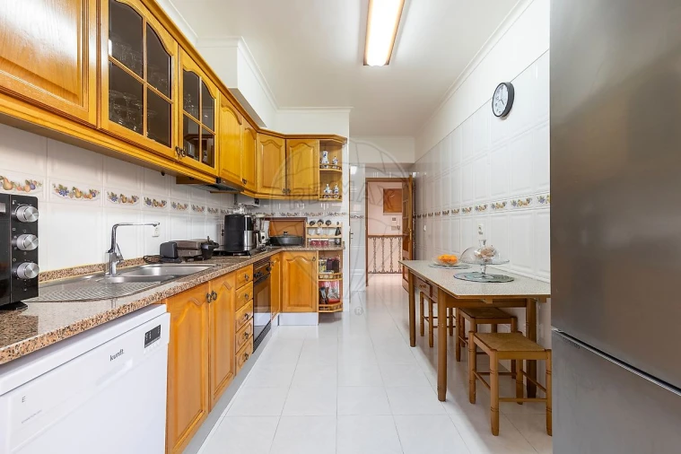 Apartamento T2 para Venda em Póvoa de Santa Iria e Forte da Casa Foto 12