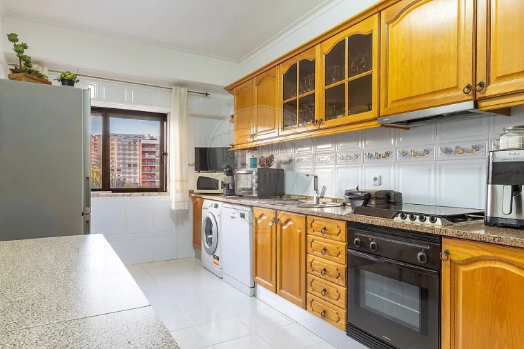 Apartamento T2 para Venda em Póvoa de Santa Iria e Forte da Casa Foto 11