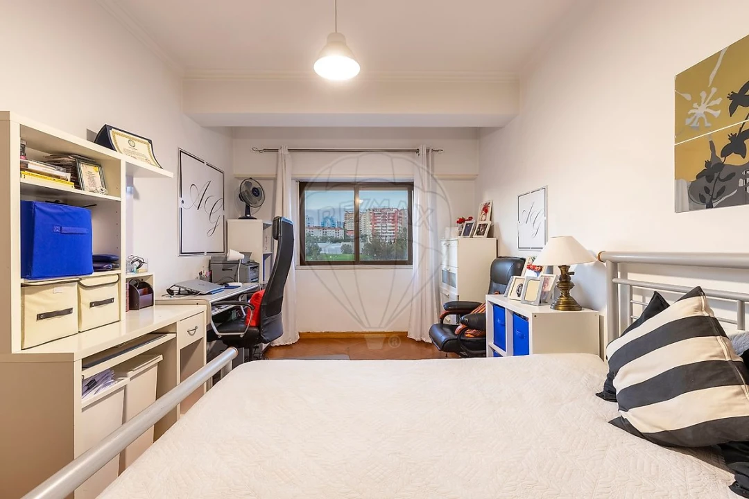 Apartamento T2 para Venda em Póvoa de Santa Iria e Forte da Casa Foto 21