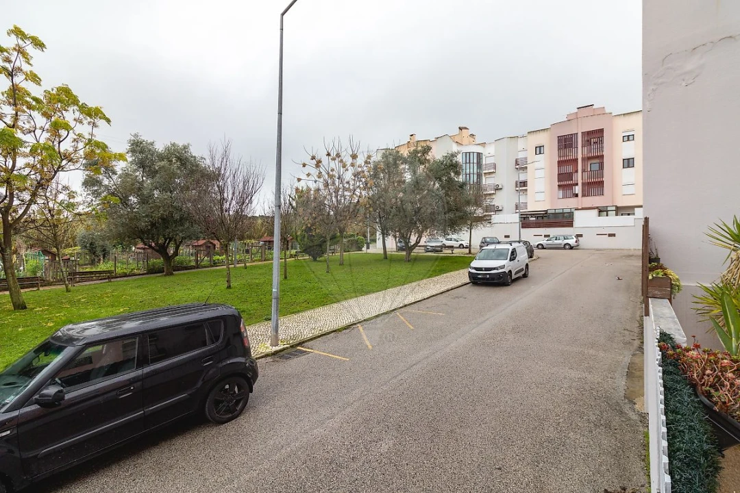 Apartamento T3 para Venda em Vialonga Foto 23