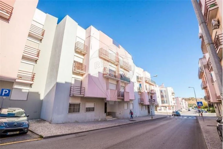 Apartamento T3 para Venda em Vialonga Foto 32