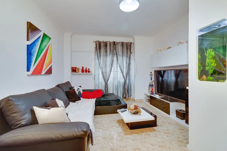 Apartamento T3 para Venda em Vialonga Foto 3