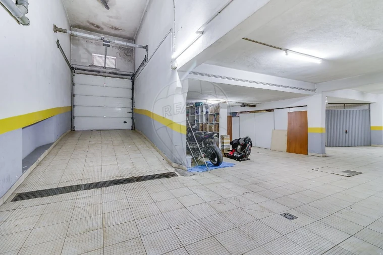 Apartamento T3 para Venda em Vialonga Foto 25