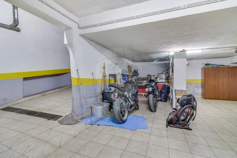 Apartamento T3 para Venda em Vialonga Foto 24