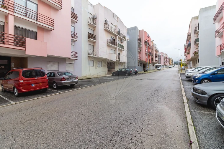 Apartamento T3 para Venda em Vialonga Foto 29