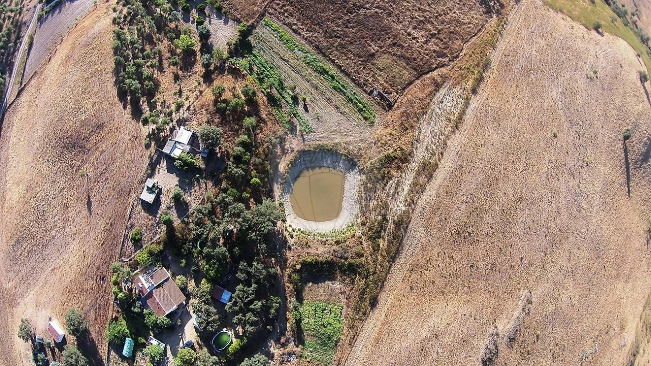 Moradia T2 para Venda em São Martinho das Amoreiras Foto 3