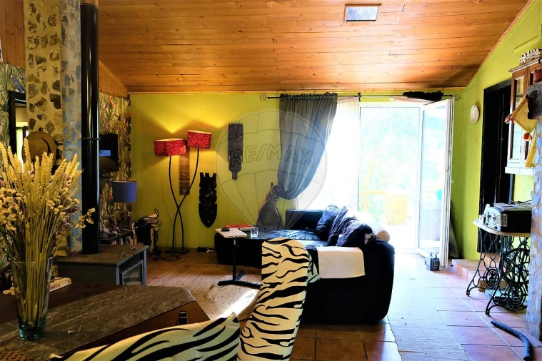 Moradia T2 para Venda em São Martinho das Amoreiras Foto 20