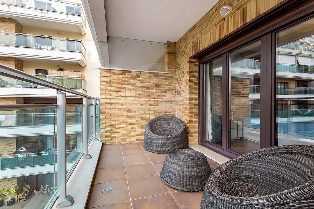 Apartamento T4 para Venda em Sacavém e Prior Velho Foto 23