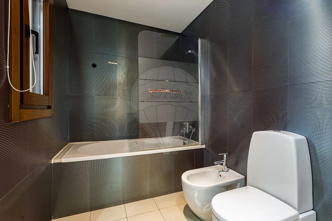 Apartamento T4 para Venda em Sacavém e Prior Velho Foto 19