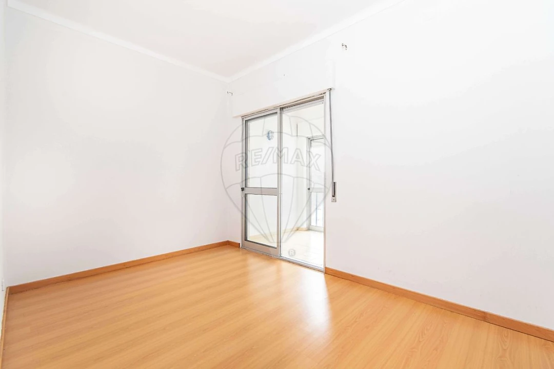 Apartamento T2 para Venda em Rio Maior Foto 7