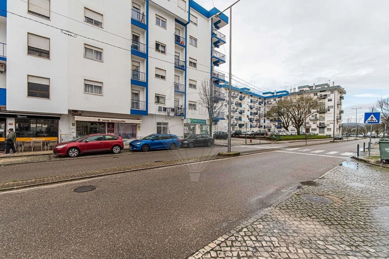 Apartamento T2 para Venda em Rio Maior Foto 18