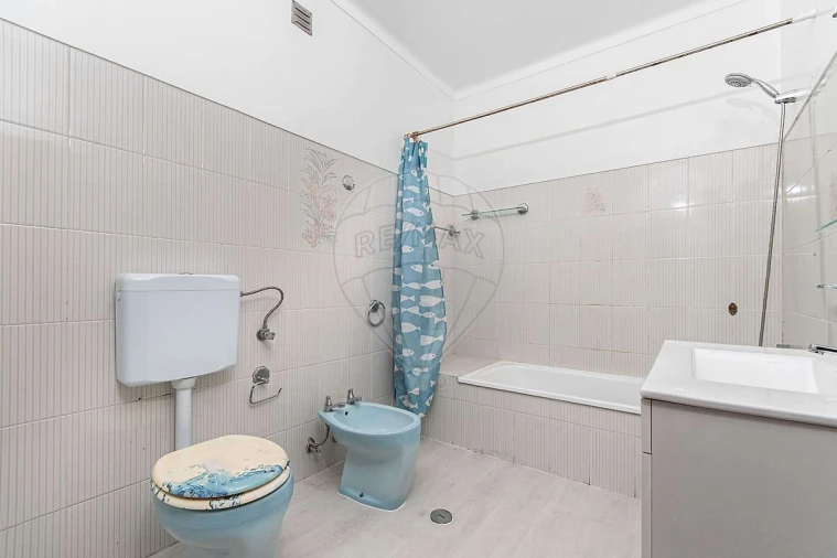 Apartamento T2 para Venda em Rio Maior Foto 13